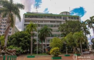 17:38 –
Prefeitura de Cuiabá abre vagas para profissionais de saúde com salários de até R$ 10,9 mil e convoca pedagogos