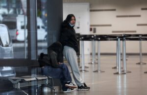 Primeiros deportados dos EUA chegam أ Colأ´mbia em aviأ£o da Forأ§a Aأ©rea do paأs: ‘Dignos, sem algemas’ | Mundo