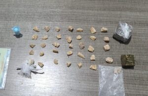 PM prende homem por tráfico, recupera veículo e apreende 38 porções de drogas