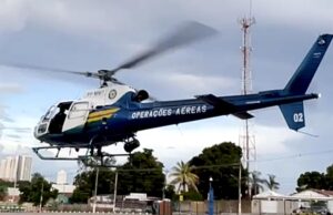 Helicóptero da PM pousa na Arena Pantanal; veja vídeo