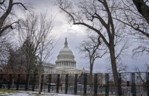 Com mais poderes, Trump toma posse nos EUA cercado de superconservadores e magnatas | Mundo