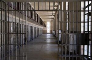 09:25 –
Polícia prende homem que agrediu e chamou companheira de 'negra fedida'