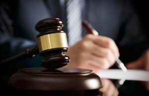 Réus são condenados por matar homem com golpes de enxada