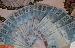 Homem é preso por furto de aposentadoria da própria tia