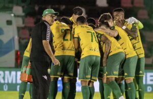 Cuiabá cede empate no fim e desperdiça chance de colar no G4 da Série B