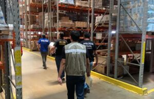 Polícia Civil e Mapa apreendem mais de 7 mil garrafas de whisky suspeitas em Várzea Grande