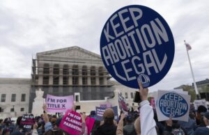 Antes de se aposentar do STF, Barroso vota por descriminalizar o aborto atأ© 12 semanas de gestaأ§أ£o