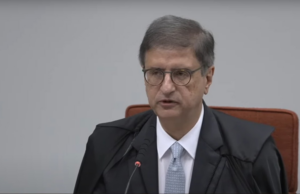 PGR pede condenaأ§أ£o de rأ©us acusados de liderar desinformaأ§أ£o