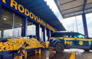 PRF apreende 161 kg de drogas após fiscalização