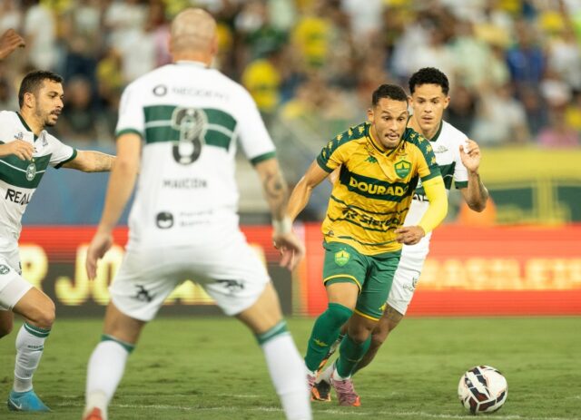 juan-christian-cuiaba-coritiba.jpg
