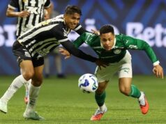 Palmeiras vence o Santos com dois gols de Vitor Roque e amplia liderança no Brasileirão