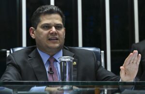 Isenção do IR para quem ganha até R$ 5 mil terá última votação hoje