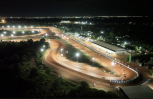 Paulista Athus Biruel luta pelo título do Autocross Brasil em Cuiabá