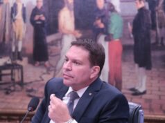 Ramagem: STF prepara pedido de extradiأ§أ£o; decisأ£o pode caber a Trump