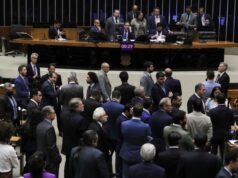 Congresso derruba vetos ao licenciamento ambiental e dأ، vitأ³ria expressiva أ bancada ruralista